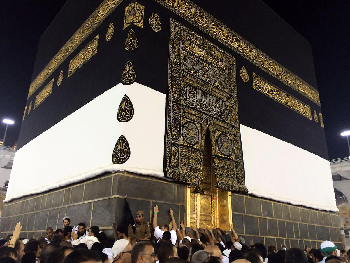 azerbaijani pilgrims 100916 01