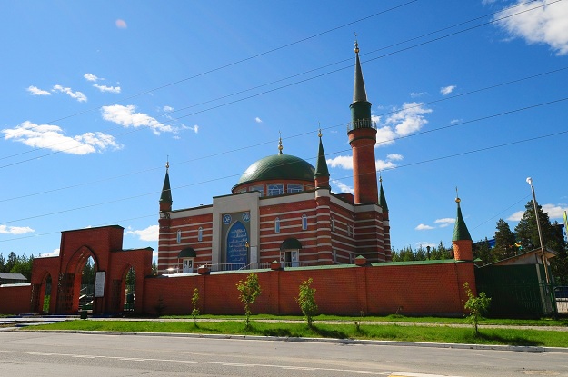 19 16
