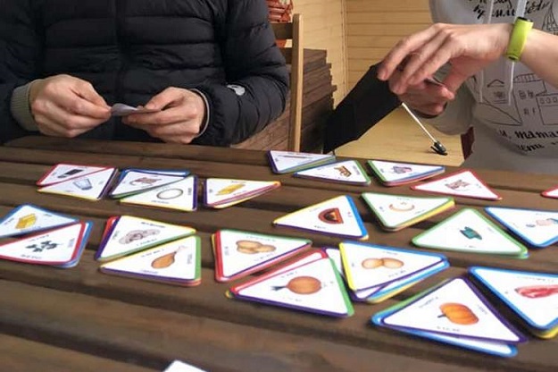 4 6