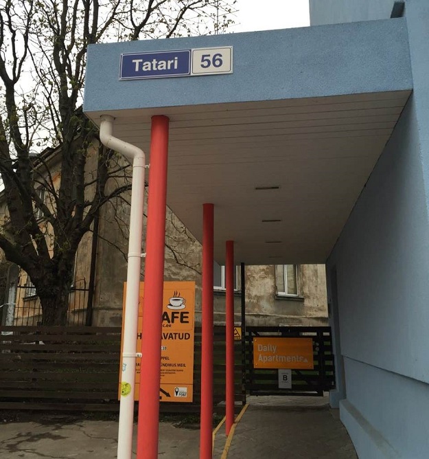25 8