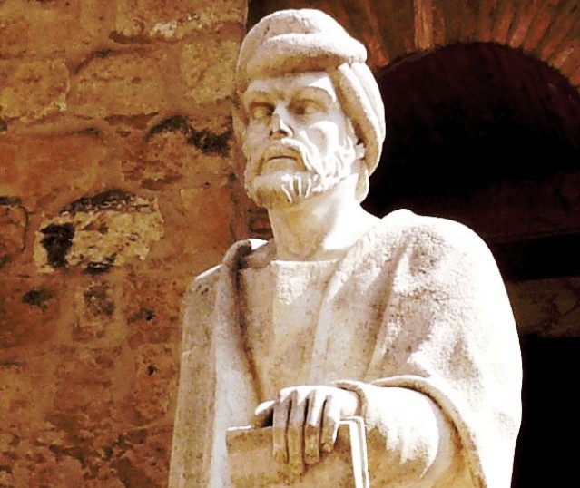 06 Памятник Аверроэсу в Кордове